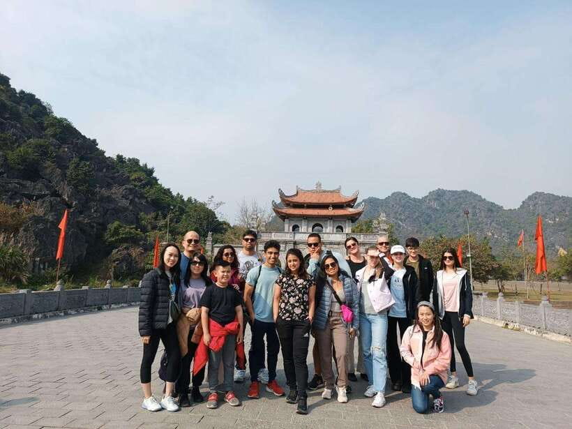 From Hanoi: Ninh Binh, Hoa Lu, Tam Coc, & Mua Cave Day-Trip - The buffet lunch in Ninh Binh: surprisingly important for the whole day