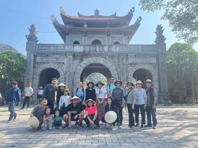 From Hanoi: Ninh Binh, Hoa Lu, Tam Coc, & Mua Cave Day-Trip - Guides, drivers, and the small details that change the day