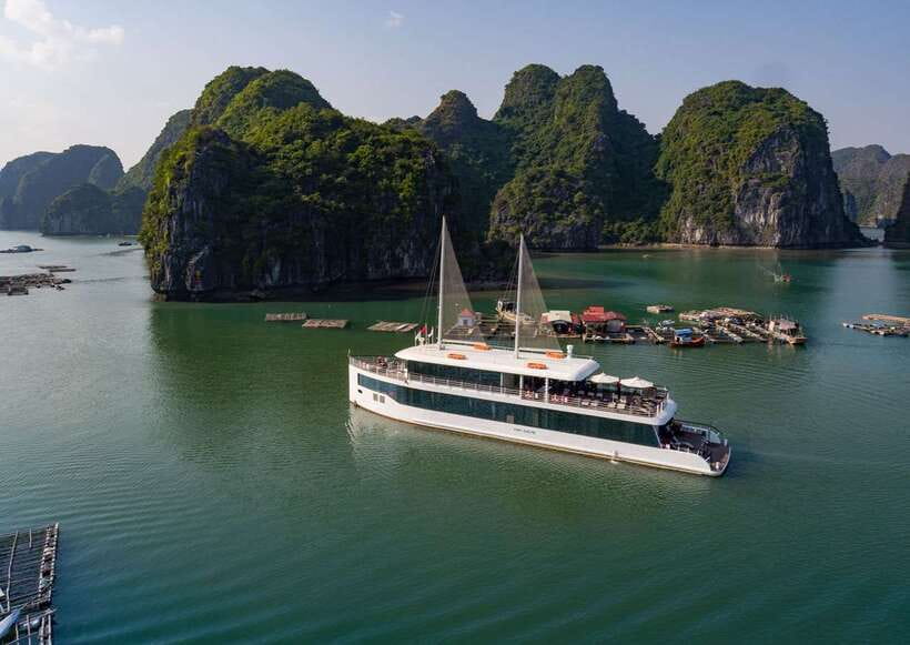 From Hanoi or Halong: Halong Bay Day Cruise - Jade Sails Cruise: the ship, the feel, and what you actually get