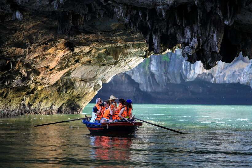 From Hanoi: Private Ha Long Bay Full-day Trip - Thien Cung (Heavenly Palace) Grotto and the Real Cave Walk