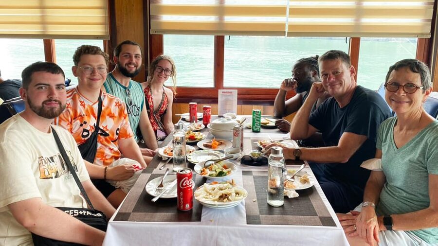 From Hanoi: Route 1 - Halong Cruise - Come back Hanoi early - Kayaking or bamboo boat: the best active break (and what it costs)