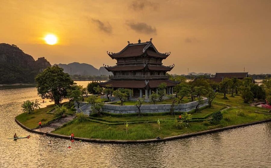 From Hanoi: Trang An Eco-tourism -Bai Dinh pagoda & Mua Cave - Why This Ninh Binh Day Tour Fits Hanoi So Well