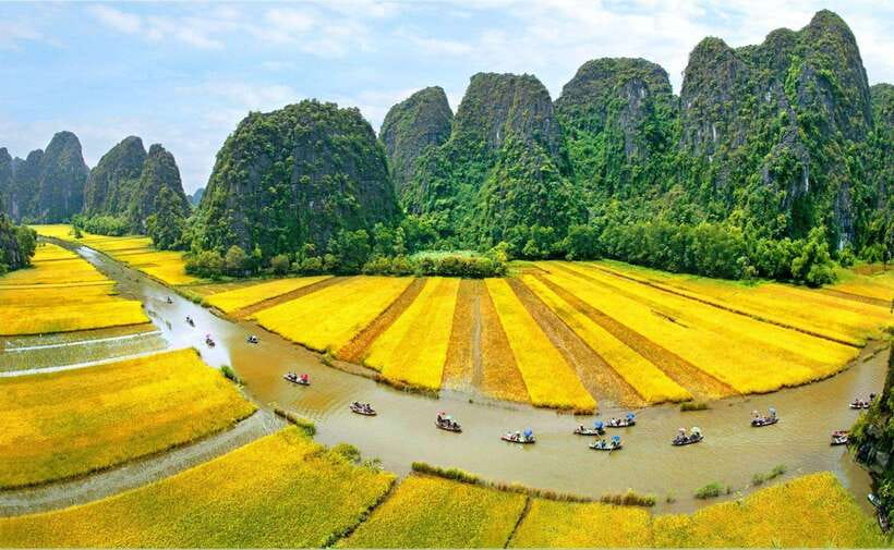 From Hanoi: Trang An, Hoa Lu & Mua Cave Full-Day Luxury Tour - Mua Cave: The 500 Steps That End in Big Views