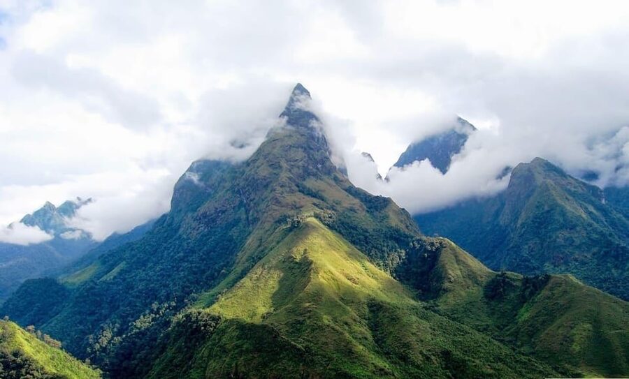 From Hanoi: Visit Sapa & Fansipan With Cable Car For 2 Days - Morning in Sapa: a small buffer before the big climb