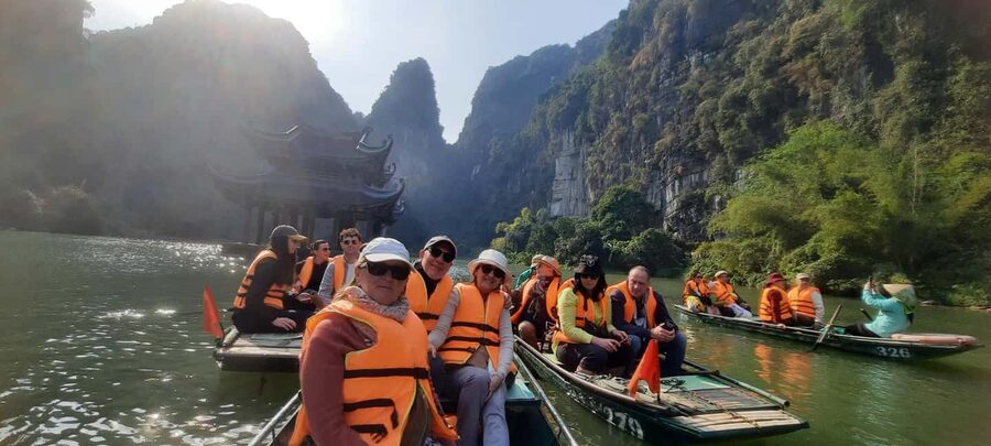 From Ninh Binh: Bai Dinh, Trang An, & Mua Cave Tour - Bai Dinh Pagoda: record-setting scale and what to look for