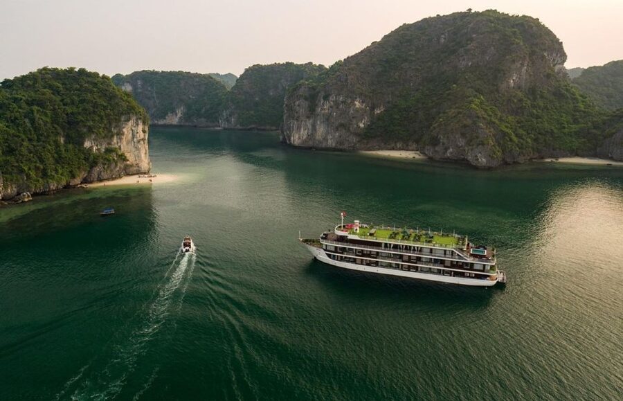 From Ninh Binh: Ha Long - Lan Ha Bay 2D1N on 5-star Cruise - Food on board: refined Vietnamese meals plus a hands-on cooking class