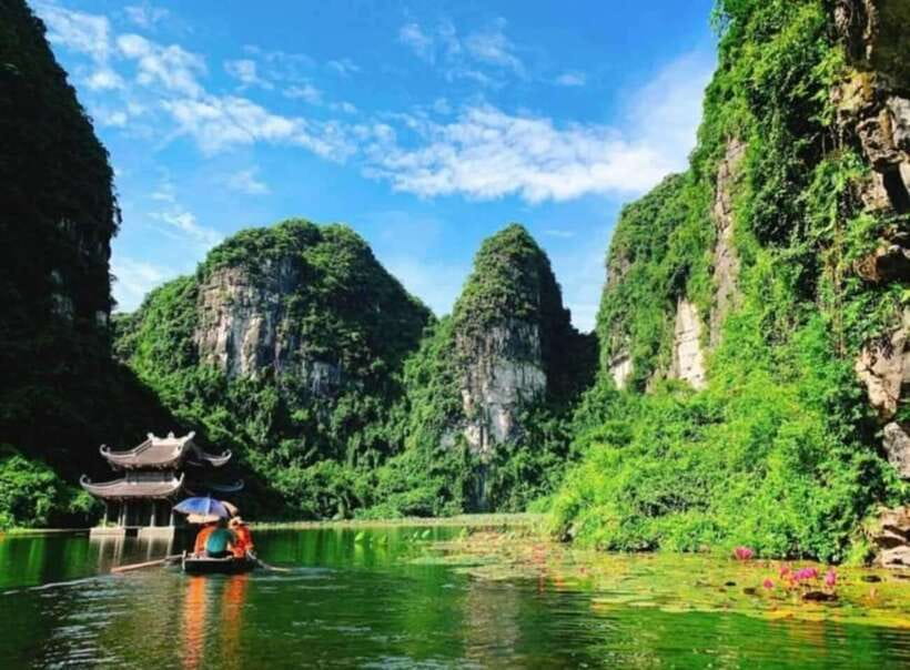 From Ninh Binh: Hoa Lu, Trang An and Mua Cave Full Day - The late-afternoon Bich Dong pagoda stop you don’t want to miss