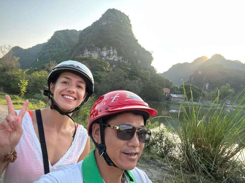From Ninh Binh : Motobike Tour Trang An, Mua Cave 6-Hours - Group Size and English Support: The Sweet Spot and the Risk