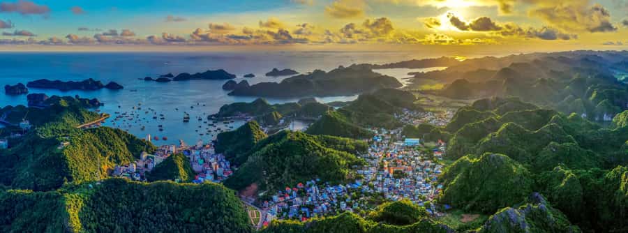 Full day boat trip with Cat Ba's captain Jack - Three-peachs beach for swimming and snorkeling