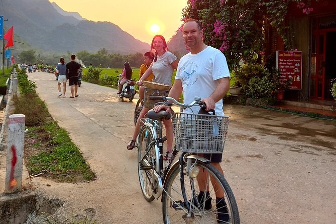 Full-Day Cycling & Handcraft Workshop in Mai Chau Valley - Morning: Hanoi to Mai Châu, with that slow mountain reveal