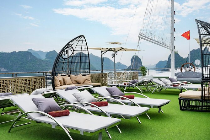 Full day Halong Bay Luxury Cruise - buffet lunch, kayak, swim. - Hang Luon Cave: Kayak Time (and How to Stay Comfortable)