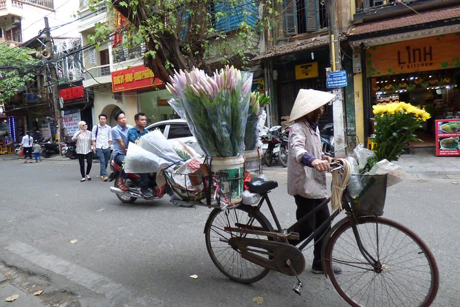 Full-Day Hanoi City Tour - One Pillar Pagoda’s lotus geometry and what to wear