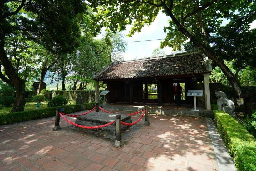 Full Day Hoa Lu - Tam Coc - Mua Cave/Buffet/Tour Guide/Bus - Should you book the Hoa Lu – Tam Coc – Mua Cave day trip?