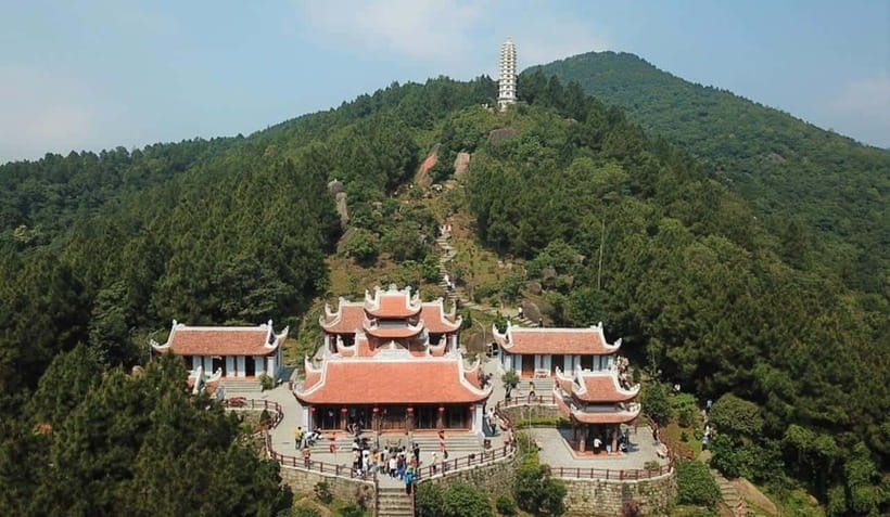 Full-Day Perfume Pagoda Group Tour - Thien Tru Pagoda: 18th-century roots and a legend you can see