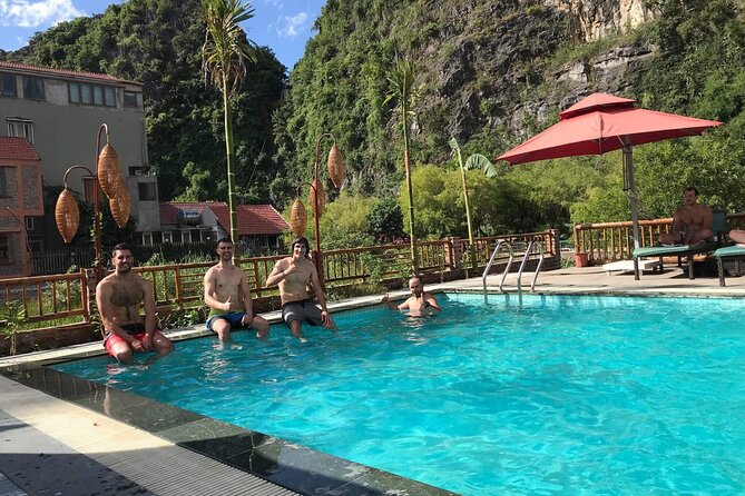 Full-Day Tour Hoa Lu, Tam Coc Boat Trip and Mua Cave - Guides Matter: English Explanations and the Humor Factor