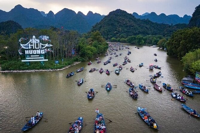 Full Day Tour to Perfume Pagoda with Traditional Boat Ride - Hanoi to the Perfume Pagoda: what the 60 km drive sets up