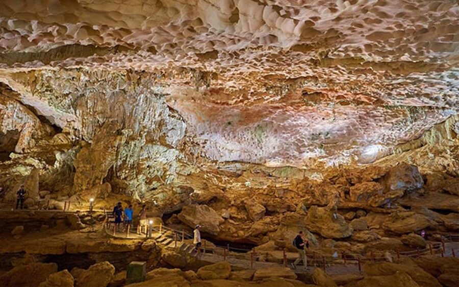 Ha Long 1 Day Luxury Small Group & Kayaking - Luon Cave by Kayak or Bamboo Boat: The Water Part You’ll Actually Remember