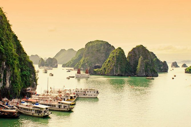 Ha Long Bay 1 Day Tour - The junk cruise: more than a pretty boat ride