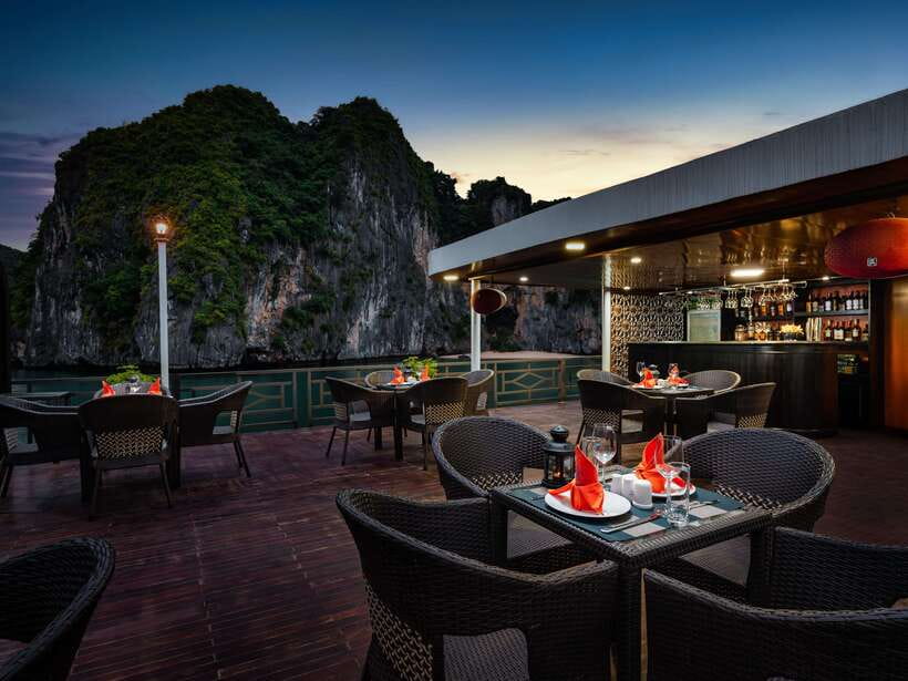 Ha Long Bay: 2-Day Tour with La Pandora Boutique Cruise - Things to watch: weather, timing, and transfer stops