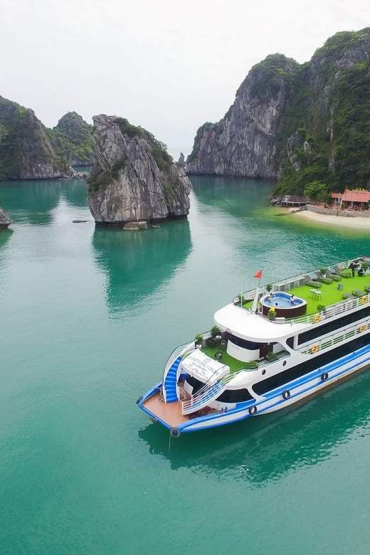 Ha Long Bay 8 hours daily tour on LA CASTA DAILY CRUISE - Stop 5: Sung Sot Cave (About 1 Hour)
