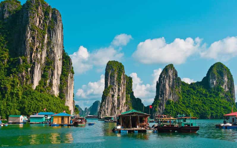 Ha Long Bay Cruise w/ Jacuzzi, Kayak & Limo from Hanoi - Sung Sot Cave from Bo Hon Island: the classic cave stop