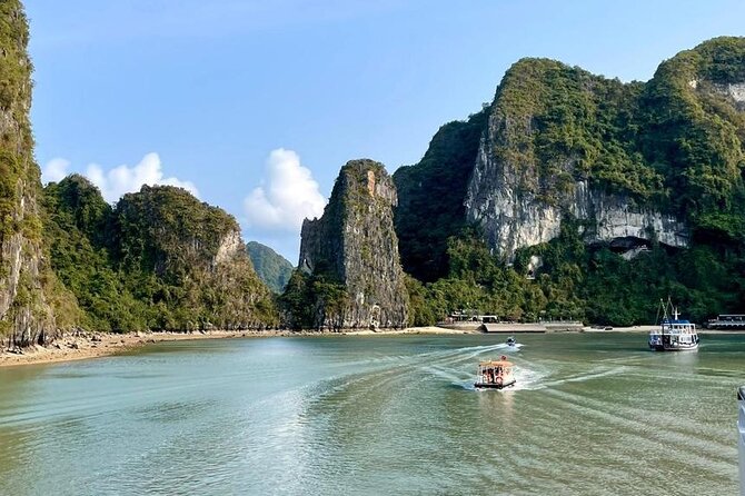 Ha Long Bay Day Cruise From Ha Noi - Tuan Chau Island to the Main Bay: The Cruise Segment That Sets the Tone