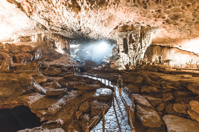 ️ Ha Long Bay Instagram Tour: Most Famous Spots (Private & All-Inclusive) - Why this Ha Long Bay day feels different from the big-cruise routine