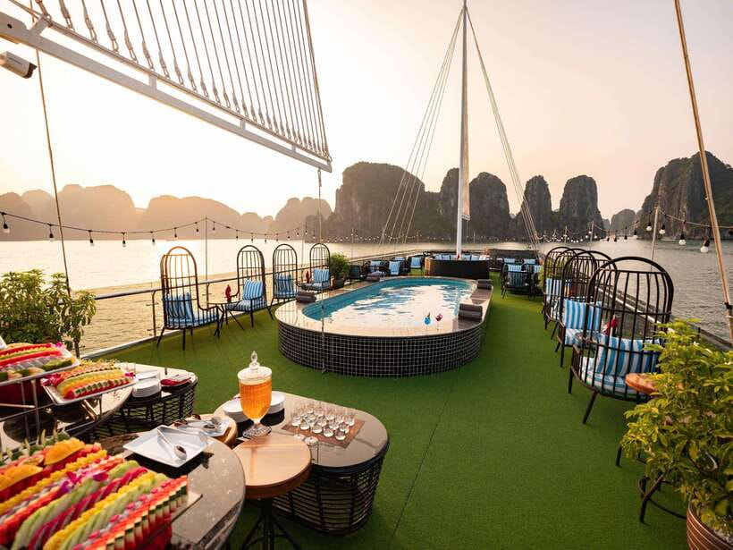 Ha Long Bay Luxury Full Day Cruise| Buffet & All Included - Ha Long Bay day cruise from Hanoi: why this format works