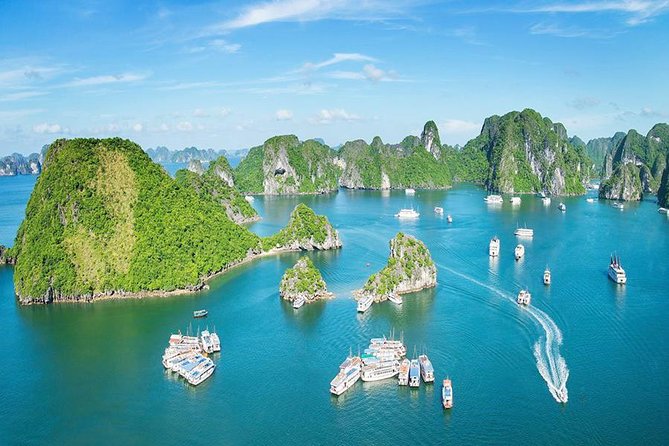 Ha Long Full Day 4-Hour Trip from Hanoi - Morning pickup and the drive toward Quảng Ninh