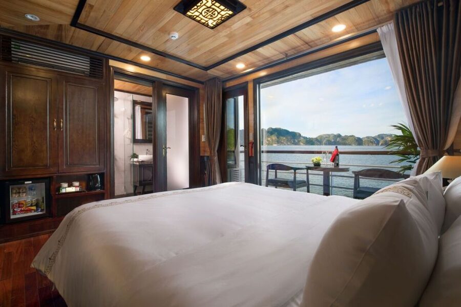 Ha Long & Lan Ha Bays: 2-Day Cruise with Meals & Kayaking - Should you book this Ha Long & Lan Ha cruise?