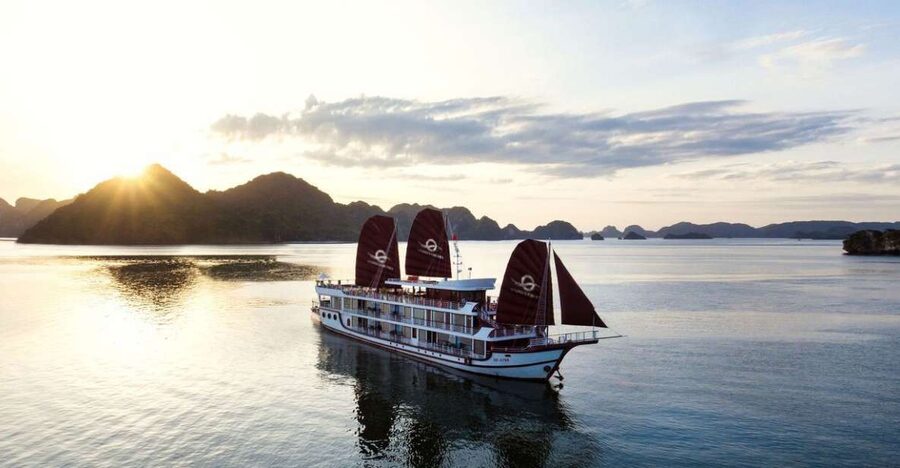 Ha Long & Lan Ha Bays: 2-Day Cruise with Meals & Kayaking - Why Lan Ha Bay feels more special than “just Ha Long”