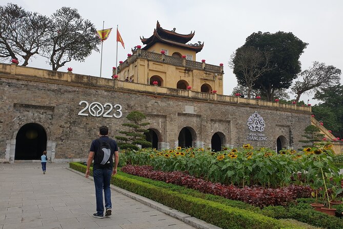 Ha Noi Exclusive City Tour Full Day (1D) - One Pillar Pagoda: short stop, strong symbolism