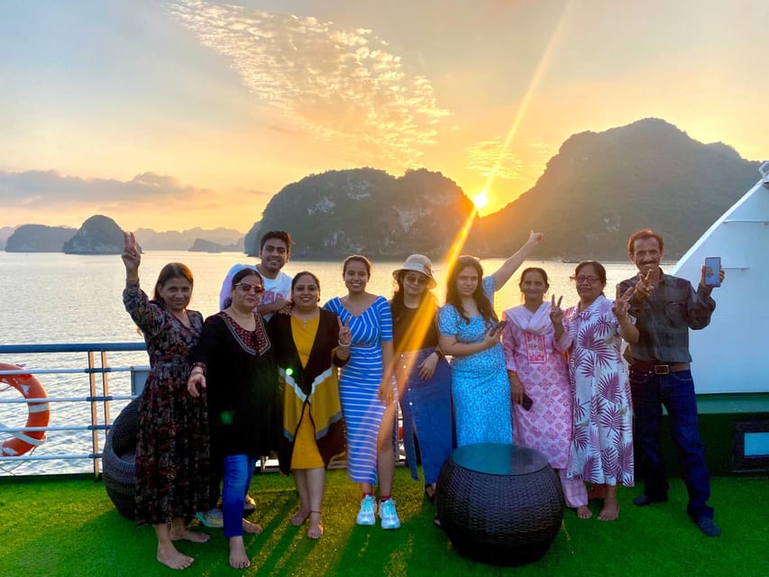 Ha Noi: Ha Long Bay 1 Day/ Full Service/ Small Group & Lunch - Lunch on Board: Included, but Quality Can Vary
