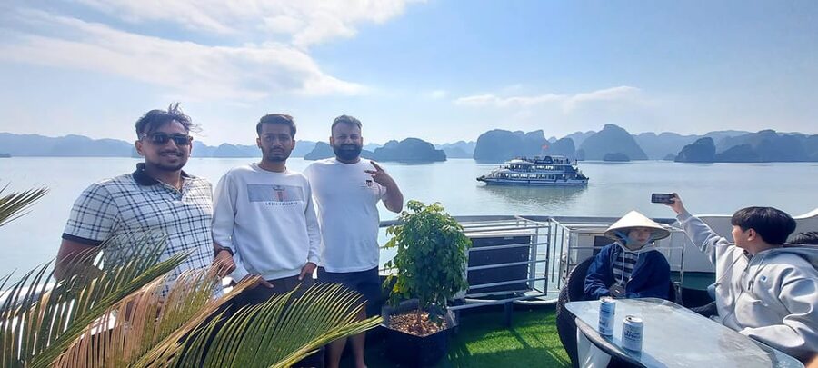 Ha Noi: Ha Long Bay 1 Day/ Full Service/ Small Group & Lunch - Boarding a 3-Star Boat: Comfort You Can Actually Feel