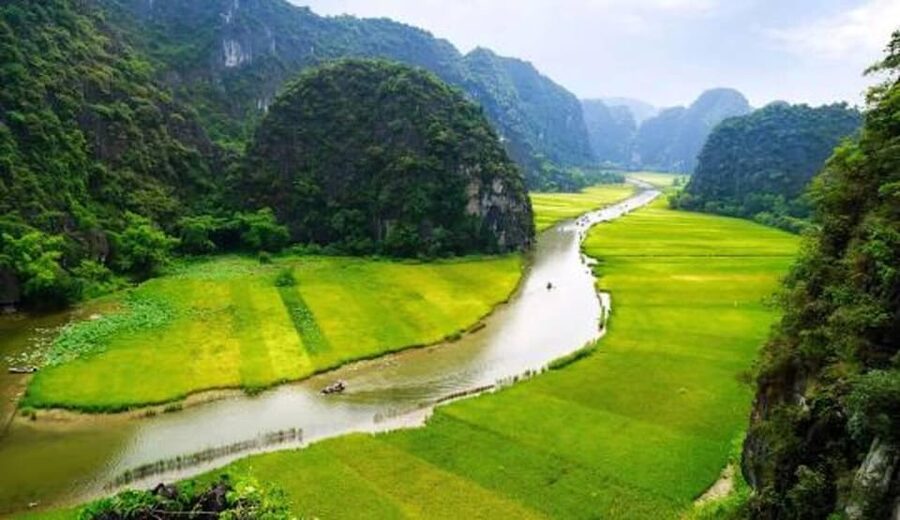 Ha Noi: HOA LU-TAM COC-MUA CAVE ,Buffet Lunch & Cycling - Who this trip suits best (and who should reconsider)