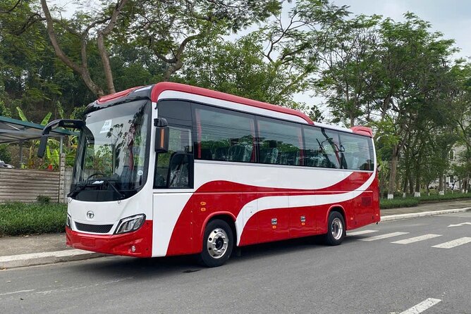 Ha Noi Hotel Transfer to Noi Bai Airport - Airport Handoff at Noi Bai: Luggage Help and a Clean Drop-Off