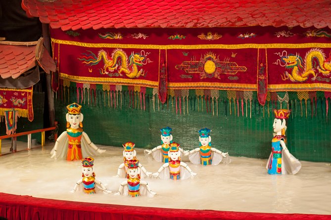 Ha Noi Night Tour And Water Puppet Show - Market Stop: Getting Your Bearings Before the Theatre