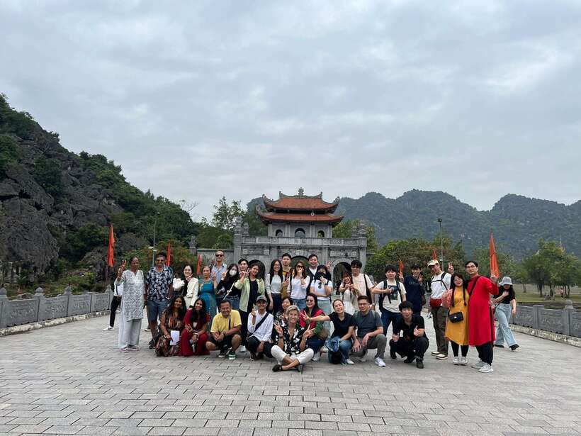 Ha Noi: Ninh Binh / Hoa Lu - Trang An - Mua Cave / Cycling - Trang An UNESCO boat cruise: the part you’ll be talking about later
