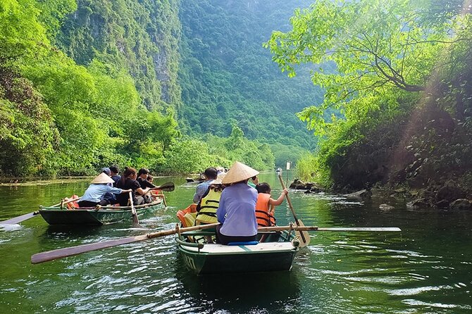 Ha Noi_Ninh Binh Tour Full Day_Mua Cave - Tam Coc - Hoa Lu - Hoa Lu Ancient Capital: a quick but meaningful history stop