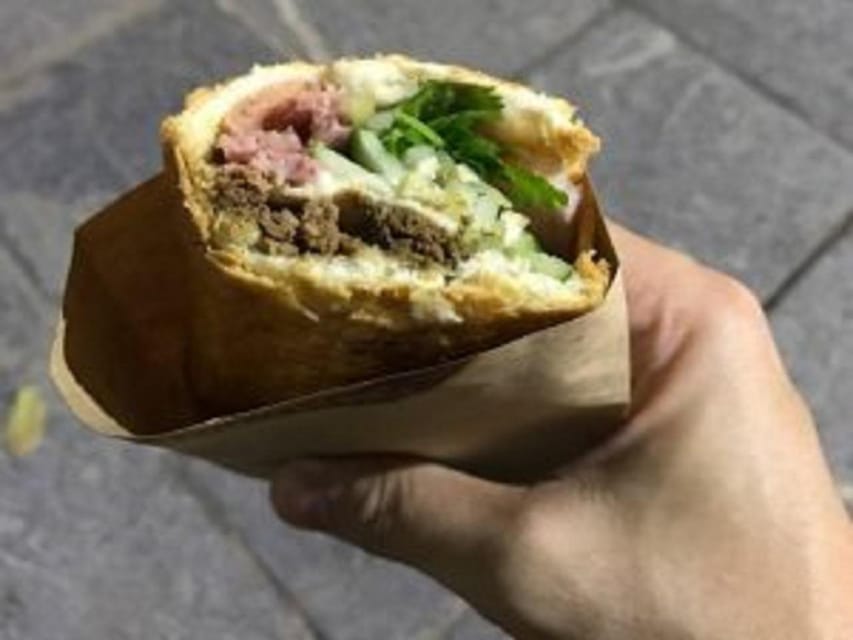 Ha Noi : Small Group Hanoi Street Food Tour - Family-run stops: tasting where locals have long been eating