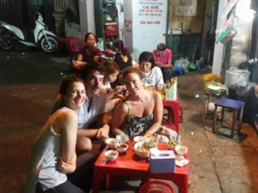 Ha Noi : Small Group Hanoi Street Food Tour - How the 3-hour route actually feels (and what to eat beforehand)