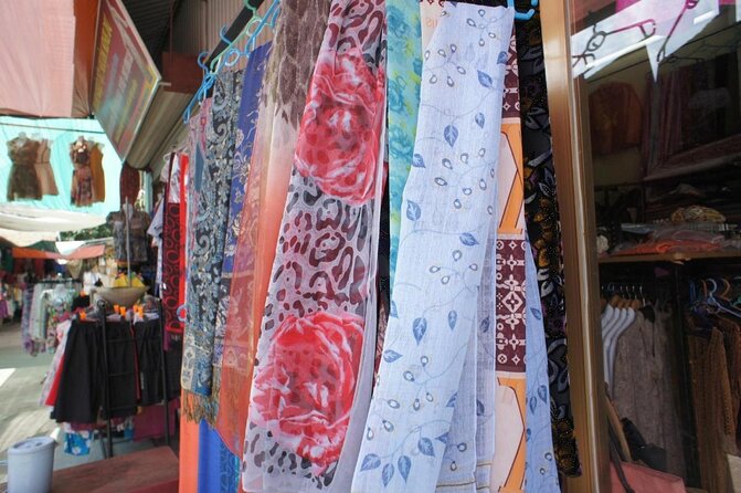 Ha Noi: Van Phuc Silk Weaving Half-day Tour - Key Things You’ll Notice on This Half-Day Silk Tour