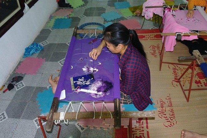 Ha Noi: Van Phuc Silk Weaving Half-day Tour - Guides, Comfort, and What’s Actually Included