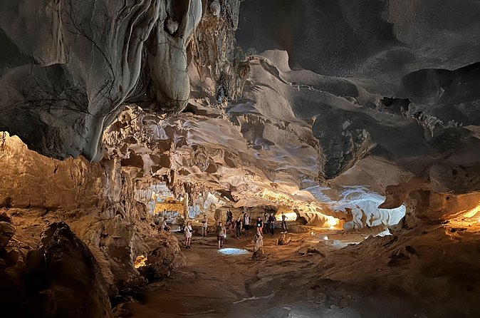 Half Day Explore Bai Tu Long Bay With Lunch, Cave and Kayaking - Who this tour suits best (and who might want another option)