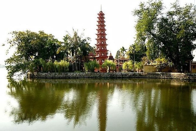Half-day Ha Noi's Hidden Gems And Historic Sites - Stop 1: Temple of Literature and National University (Van Mieu - Quoc Tu Giam)