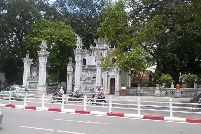 Half-Day Hanoi Private City Tour - Logistics that can make or break the day