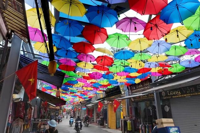 Half Day Tour Van Phuc Silk Village and Train Street Coffee - Van Phuc Silk Village: From Spinning to Woven Cloth