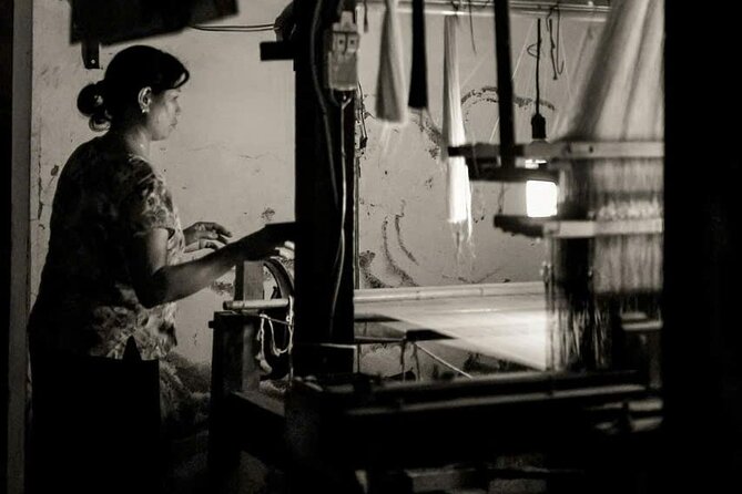 Half Day Tour Van Phuc Silk Village and Train Street Coffee - Transport options and a guide who handles the details