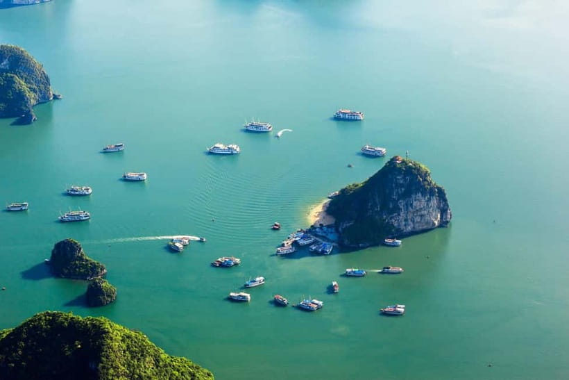 Halong 6 Hours Cruise: Kayak, Cave, Lunch, Beach & Island - Kayaking or Bamboo Boat Through Luon Cave Water