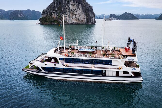 Halong and Bai Tu Long Luxury Day Escape - Luon Cave kayaking or bamboo boat: pick your adventure level